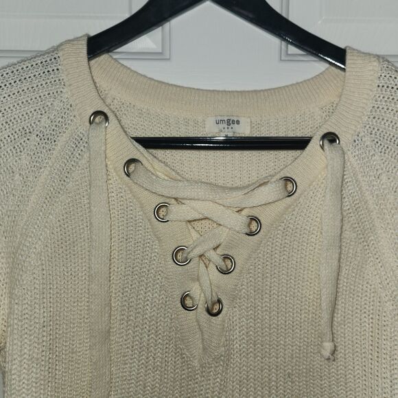 Umgee Woman's Fall Winter Sweater Cream Criss Cross Laced Tie Front Size M - Picture 2 of 6
